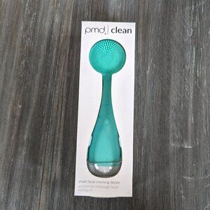 New in Box - pms smart facial cleansing device